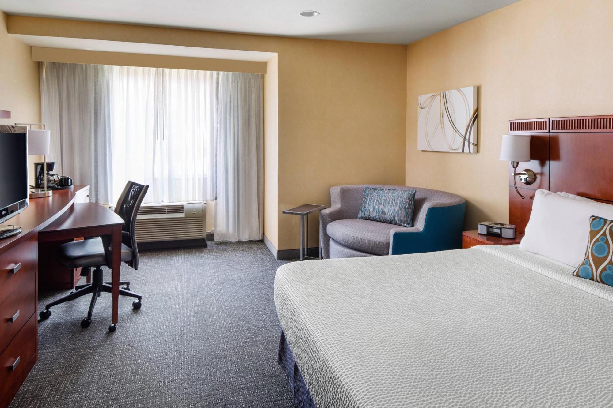 Courtyard By Marriott Sacramento Cal Expo Hotel Ngoại thất bức ảnh