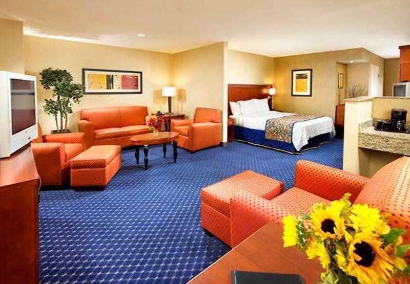 Courtyard By Marriott Sacramento Cal Expo Hotel Ngoại thất bức ảnh